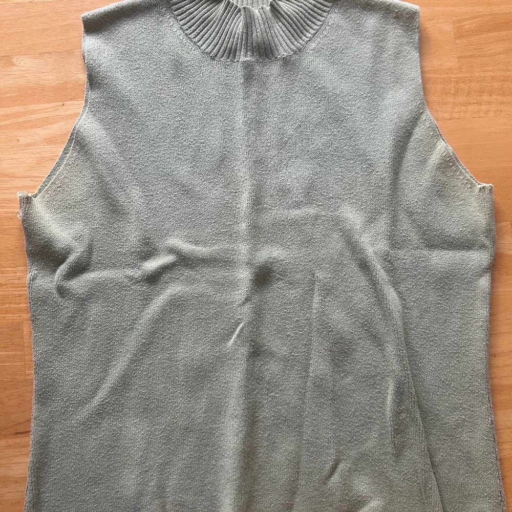 Title: Sonoma Jean Company Sleeveless Knit Mock Neck Top Size: M Material: 100%